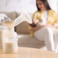 conservare il latte materno