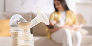 Come conservare il latte materno: guida pratica per neomamme Come conservare il latte materno: guida pratica per neomamme