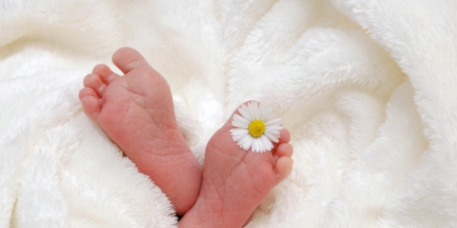 Nomi per bambine ispirati alla primavera: i più belli