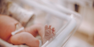 Parto in anonimato: cos’è e come funziona