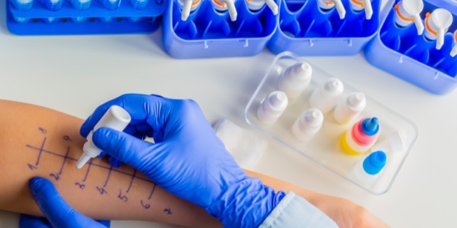 Prove allergiche ai bambini: quando si fanno e come funzionano