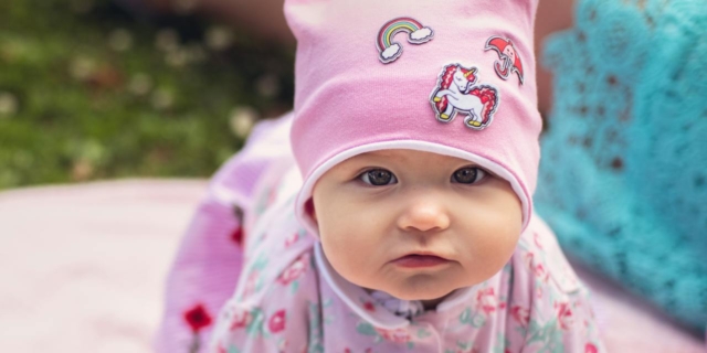 Come vestire il neonato nei cambi di stagione