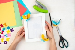 Cornice per foto primaverile