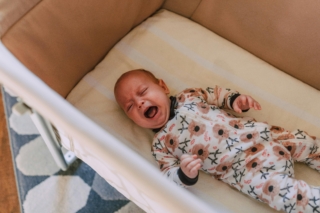 Regressione del sonno dei bambini: a che età avviene e come sopravvivere al cambio dei ritmi circadiani