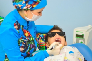 Macchie sui denti dei bambini cosa fare Macchie sui denti dei bambini cosa fare