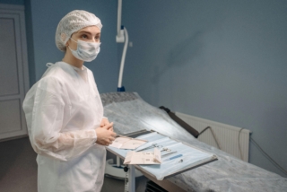 Conizzazione dell’utero: cos’è e cosa comporta per la gravidanza
