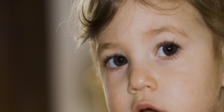 Fluoro ai bambini in gocce: sì o no