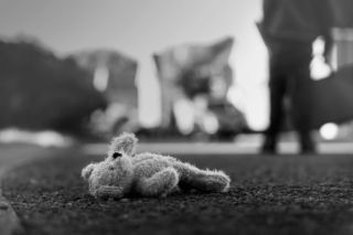 violenza sui bambini piccoli