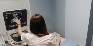 Utero retroverso: sintomi e cosa comporta in gravidanza