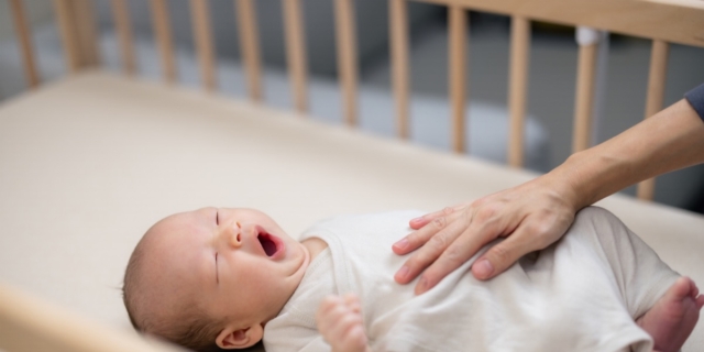 Come cambia il sonno dei bambini in estate