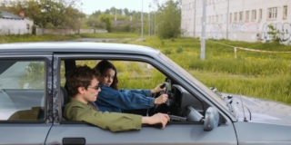 Fenomeno del car confessional: perchè i figli si confidano di più in auto?
