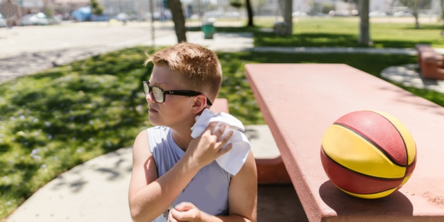 Sudorazione eccessiva nei bambini e adolescenti