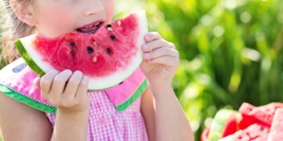 Frutta estiva, quale dare ai bambini