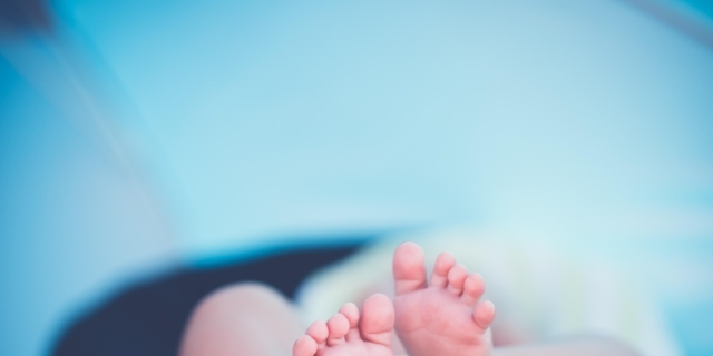 Ernia congenita diaframmatica nel neonato: cause, intervento e sopravvivenza